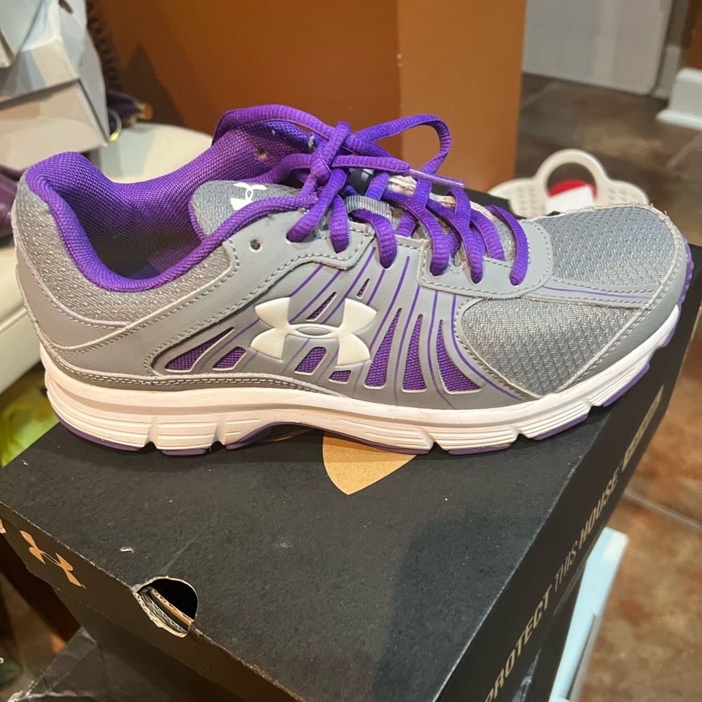 Under Armour Dash Run
